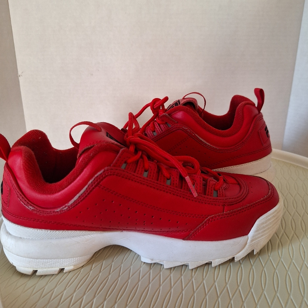 《FINAL》Fila>>>Red leather chunky sneakers with white soles 🤍women size 9.5 - Picture 8 of 12